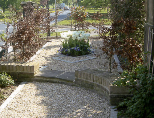 Garden Entrance, Gravel and Planting